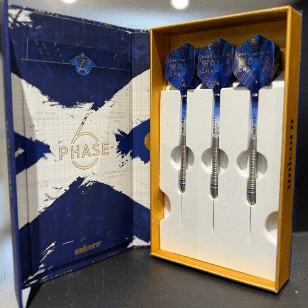 GARY ANDERSON PHASE 6 WORLD CHAMPION UNICORN DARTS - Image 2