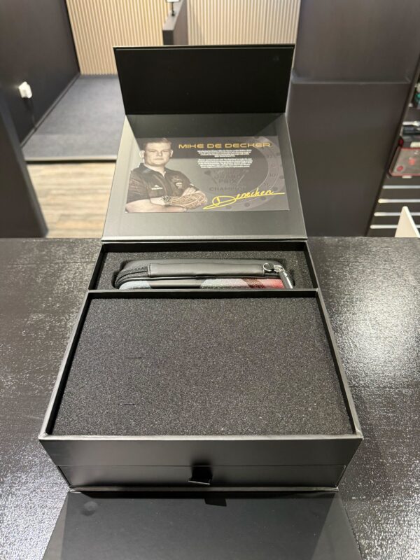Mission Mike De Decker Darts - Steel Tip - 95% Tungsten - Limited Edition - World Grand Prix - 24g - Image 7
